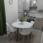 فندق مبيت وإفطار Annachiara House نابولي