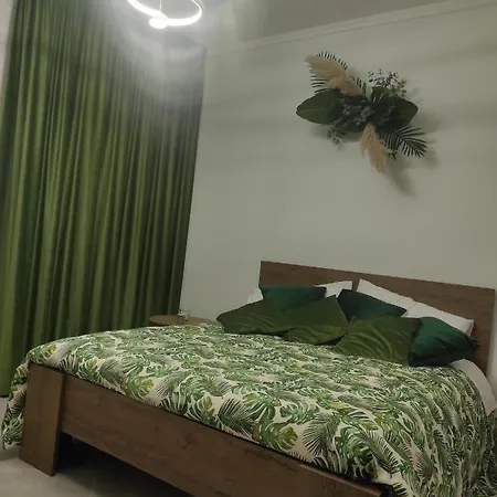 לינה וארוחת בוקר Annachiara House