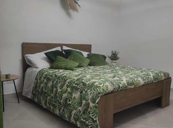 Annachiara House לינה וארוחת בוקר 3*